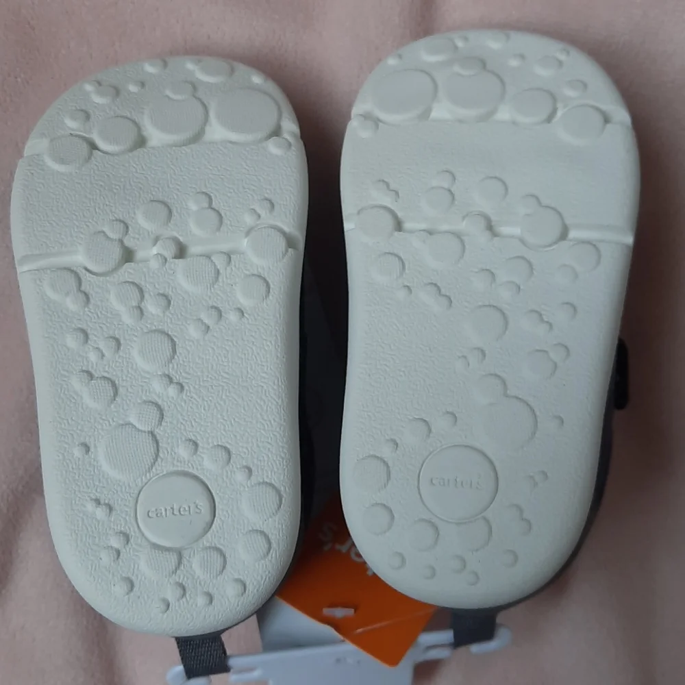 Carter's every step shoes